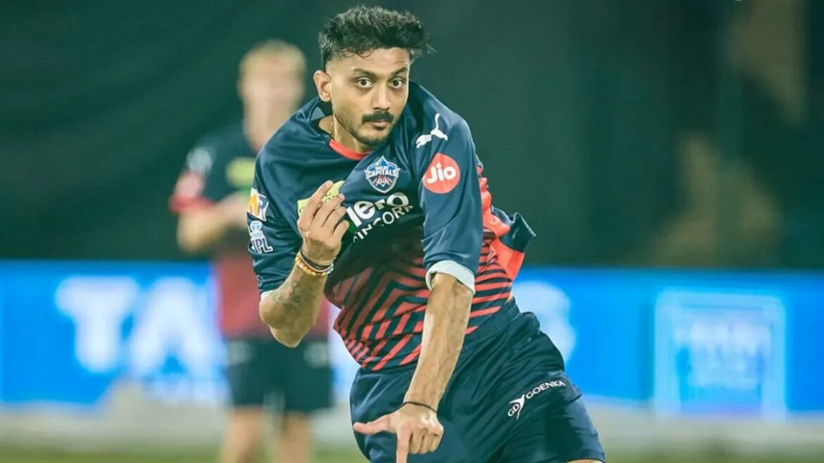 Why Axar Patel didn't bowl to Abhishek Sharma in DC vs SRH clash despite strong head to head record?