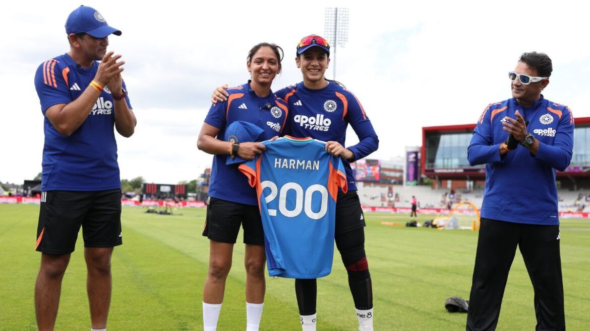 Smriti Mandhana presents Harmanpreet Kaur with a special jersey as the latter completes 200 T20I appearances Mithali Raj calls for captaincy change in Indian women's cricket team